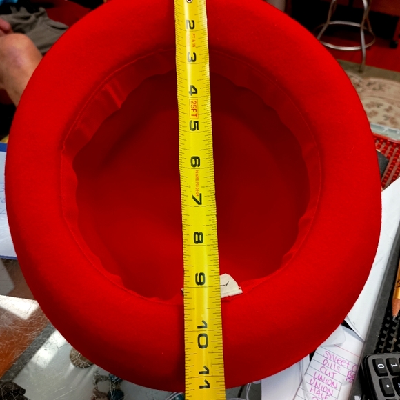 Designer Amanda Smith  wool hat w satin bow band  $38 one size +free scarf. - Picture 5 of 12